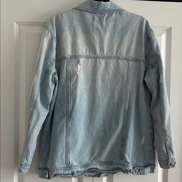 Light Blue Wash Jean Jacket Size XL - Picture 2 of 9